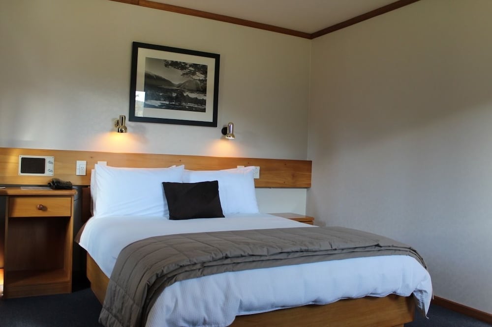 Superior Room, 1 Queen Bed - Photo 2