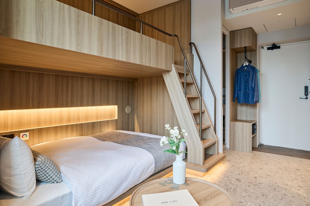 Two Beds Bunk Room, Non Smoking photo 2