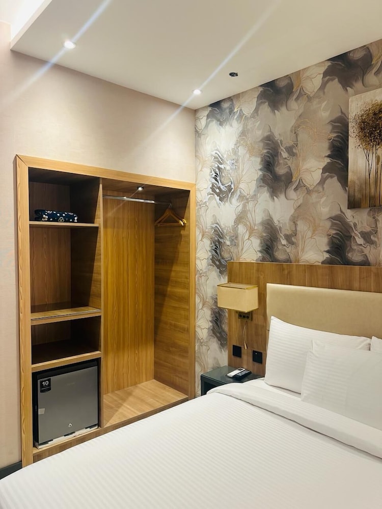 Standard Triple Room photo 3