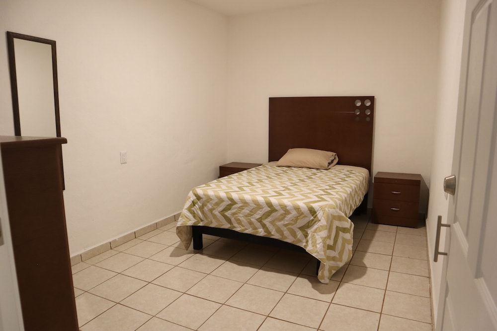 Basic Double or Twin Room photo 1