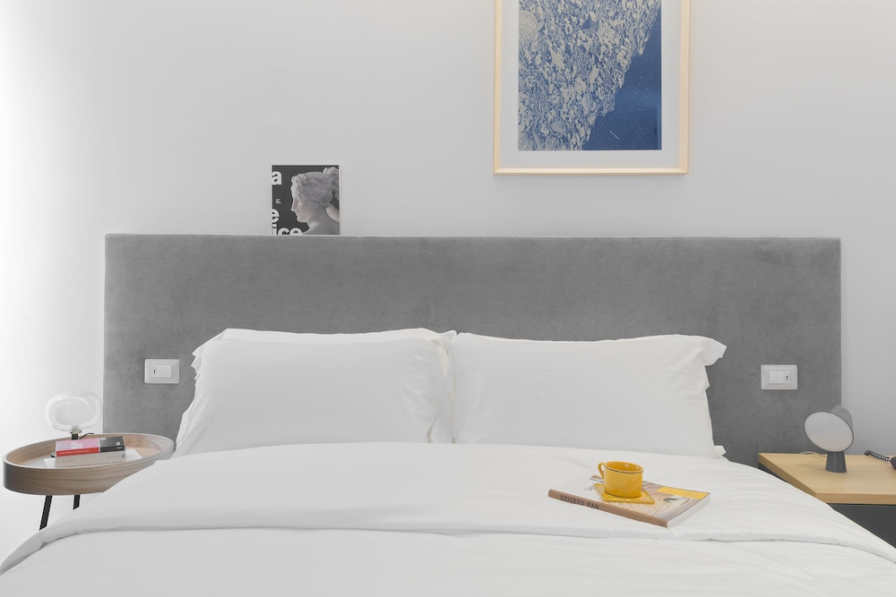 Elite Double Room, City View photo 2
