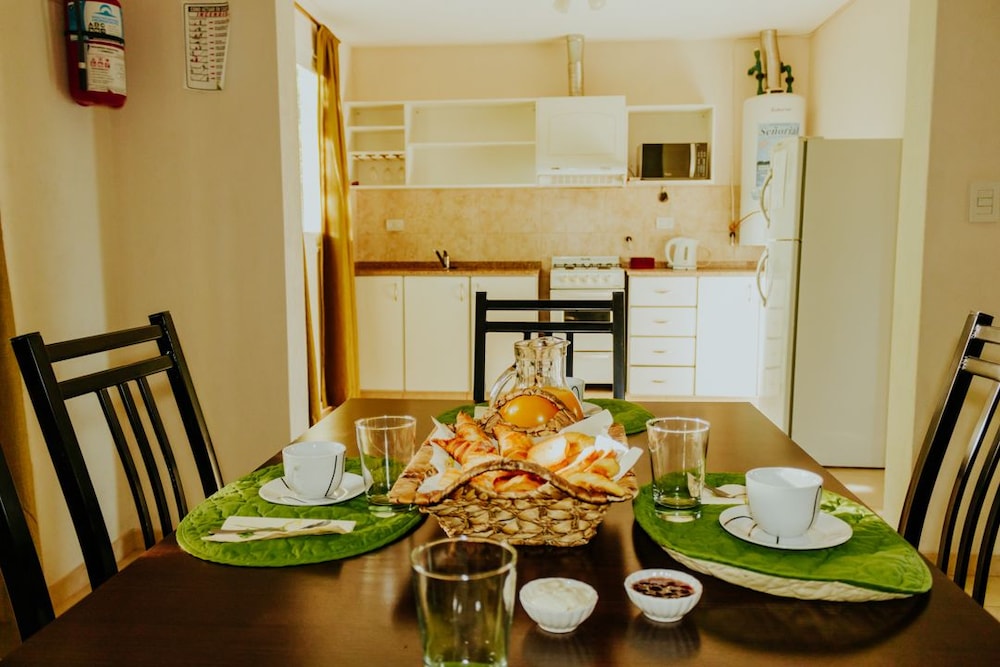 Family Apartment, 2 Bedrooms, Private Bathroom photo 2