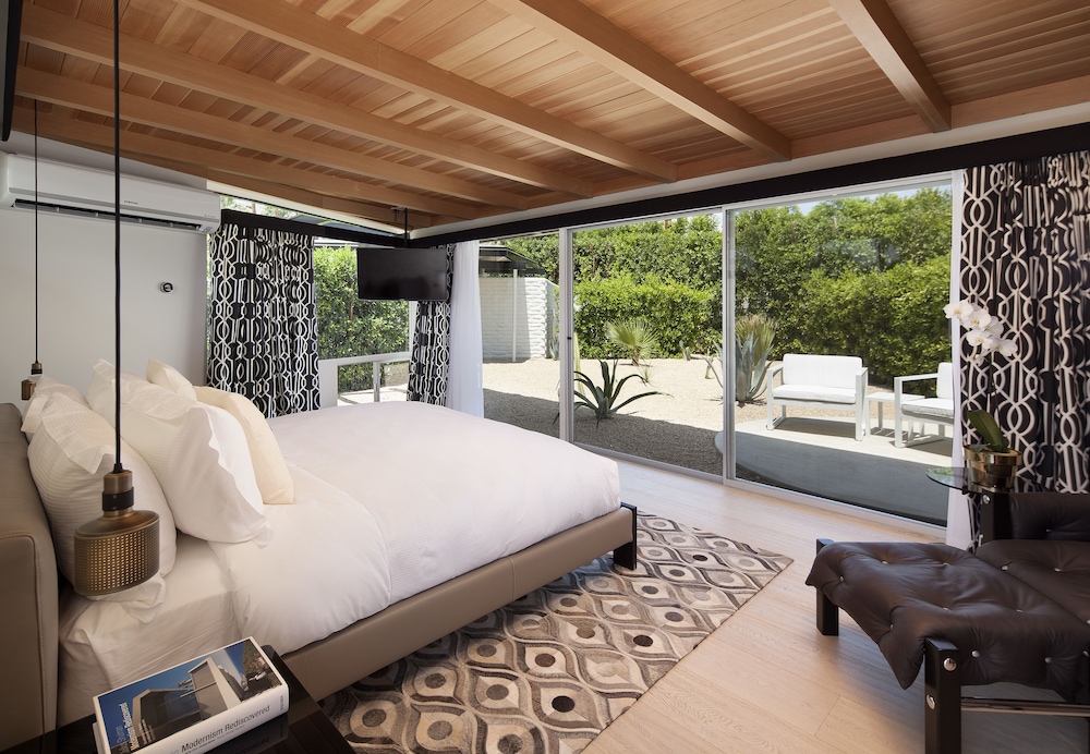 Junior Suite, Pool View