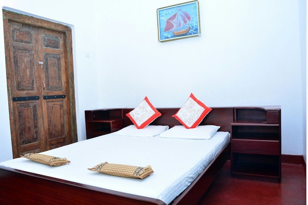 Deluxe Double or Twin Room, 1 Bedroom, Garden View, Garden Area photo 2