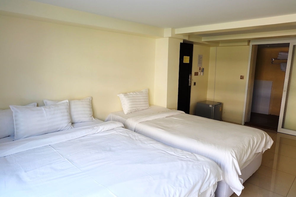 Triple Room photo 2