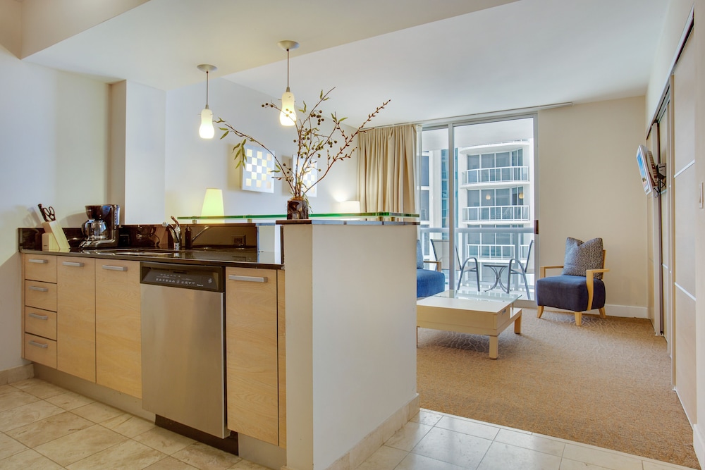 Luxury Suite, 2 Bedrooms, Kitchen, Bay View photo 3