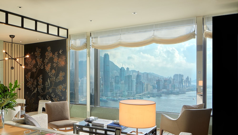 Suite (Rosewood Harbour)