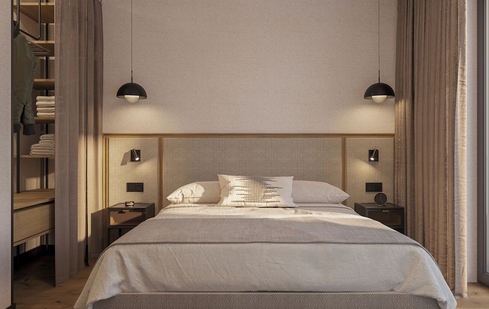 1-Bedroom Premium Apartment - Photo 2