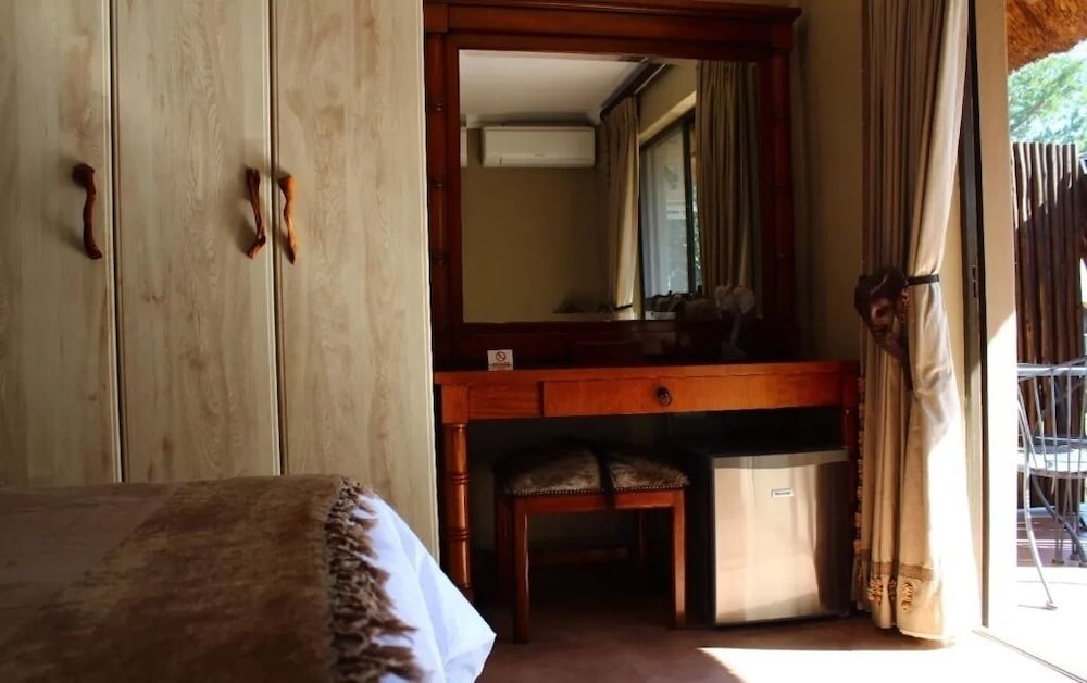 Deluxe Single Room, Patio, Garden View photo 3
