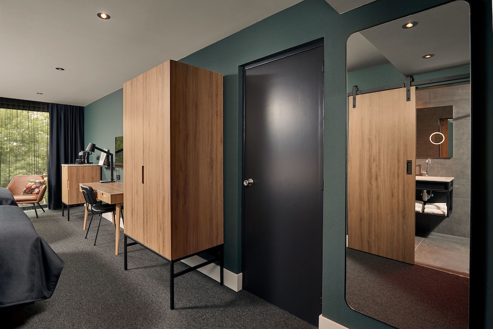 Deluxe Twin Room - Photo 2