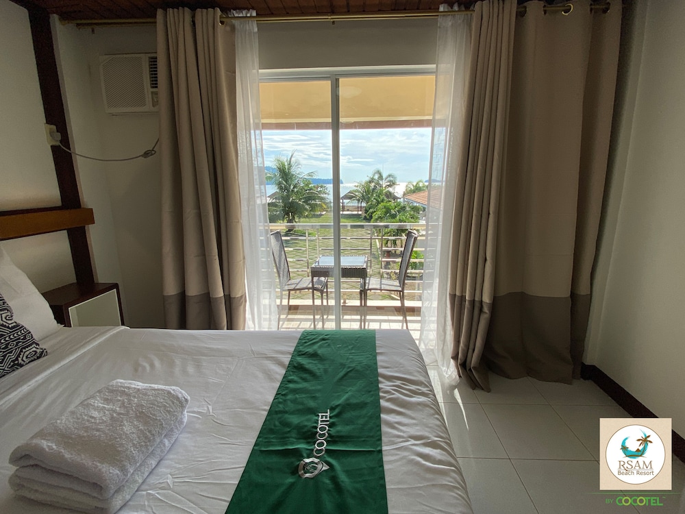 Family Deluxe Room - Photo 8