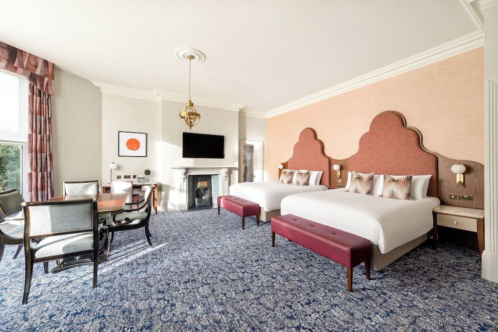 Suite, 2 Queen Beds photo 1