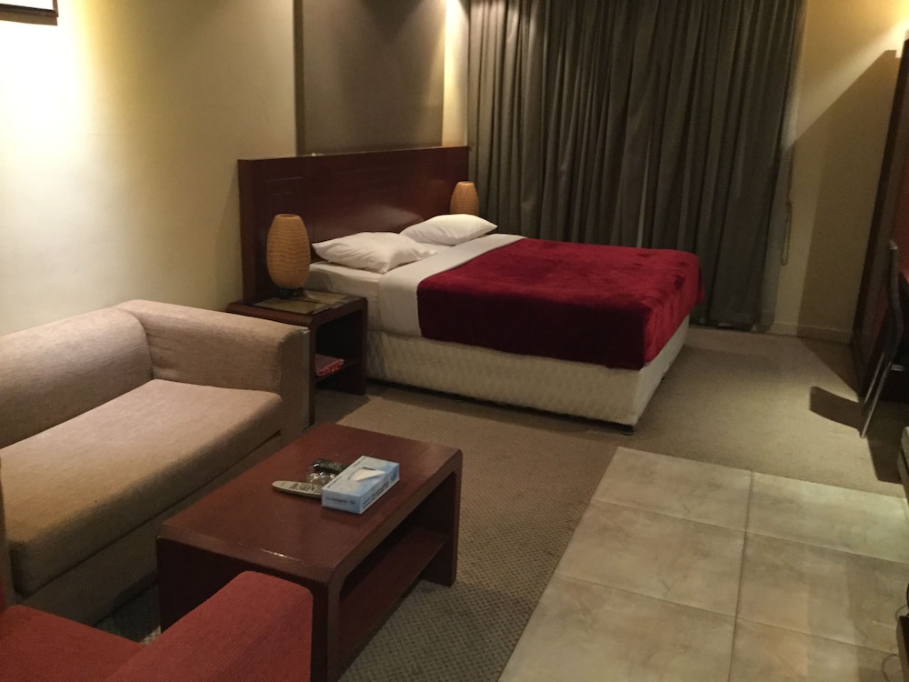 Single Room photo 3