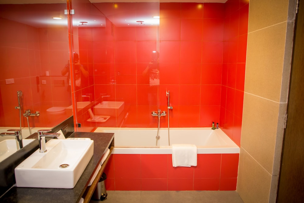 Executive Suite photo 2