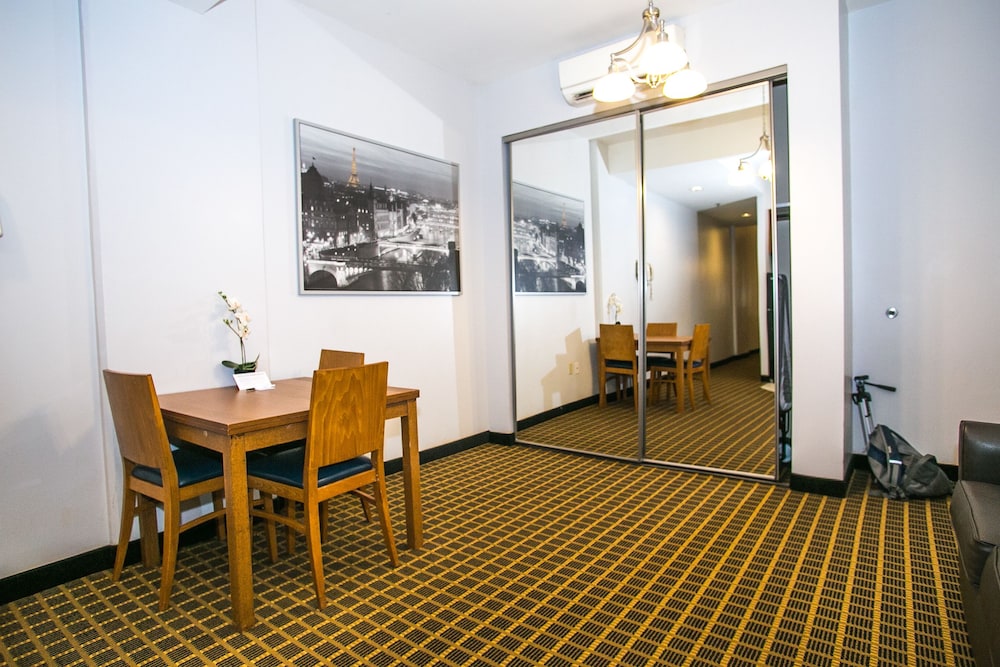 Suite, 2 Double Beds - Photo 9