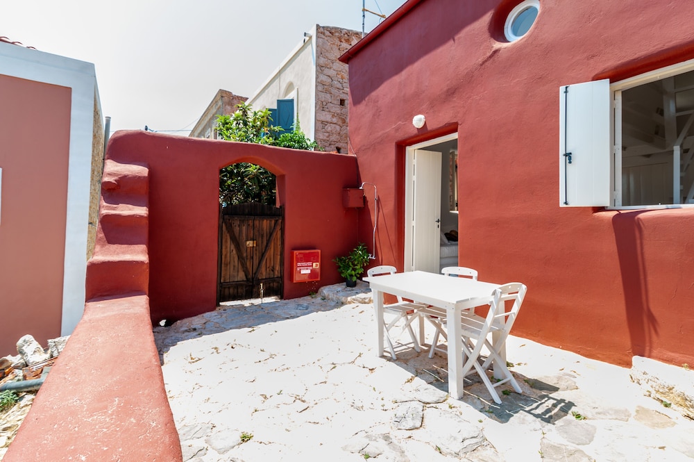 House - Photo 12