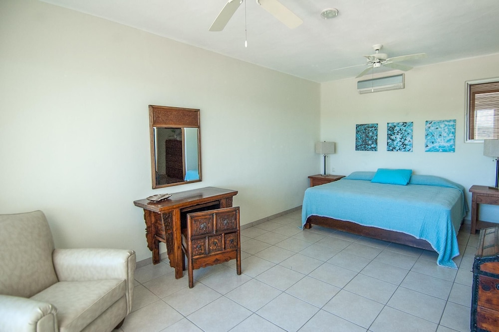 Condo, Multiple Beds (1063 - Cruz Del Mar M302) photo 1