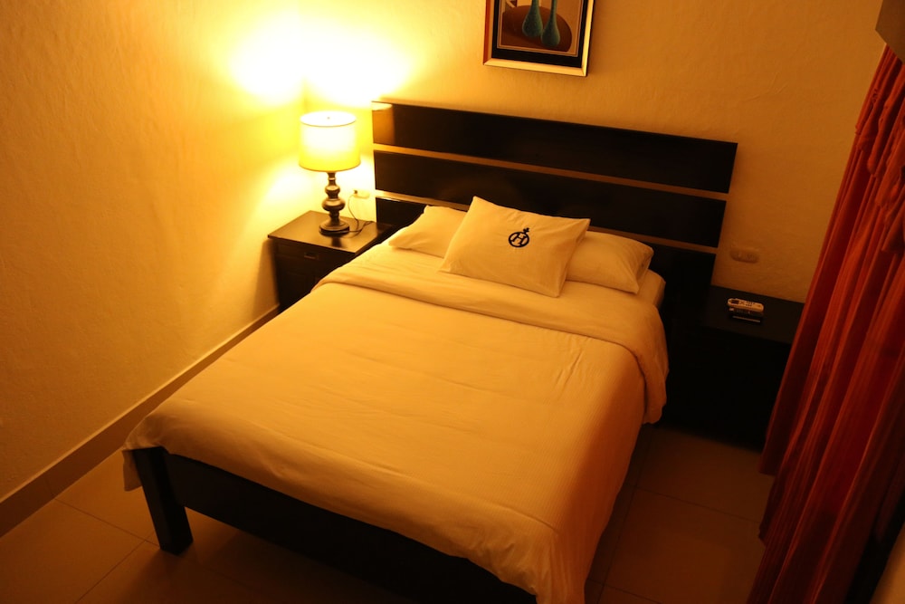Business Single Room, 1 Queen Bed, Non Smoking photo 2