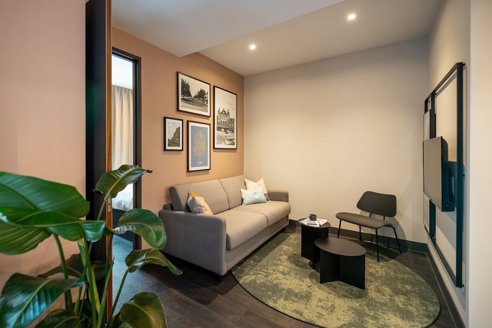 Grand Apartment, 1 Bedroom photo 3