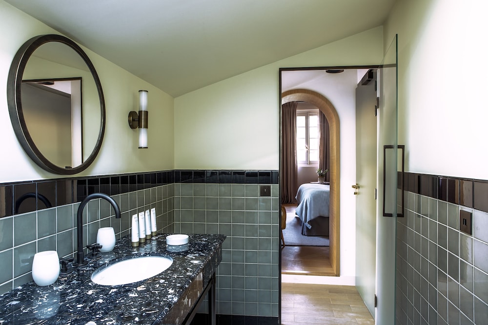 Villa 1726 photo
