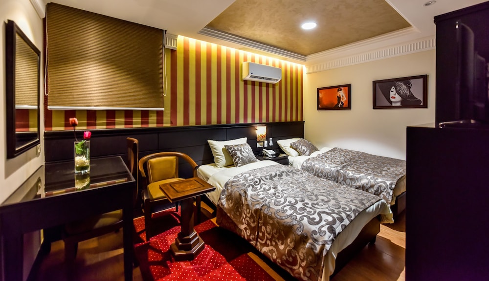 Double or Twin Room photo 2