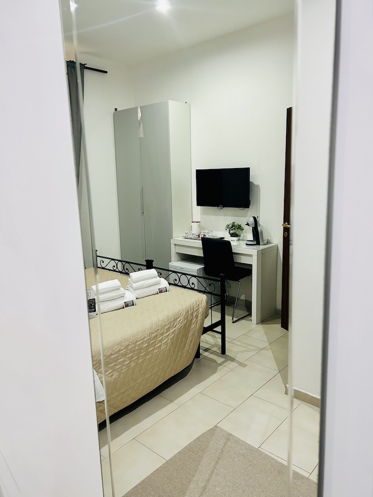 Deluxe Double or Twin Room (Flavia) photo 2