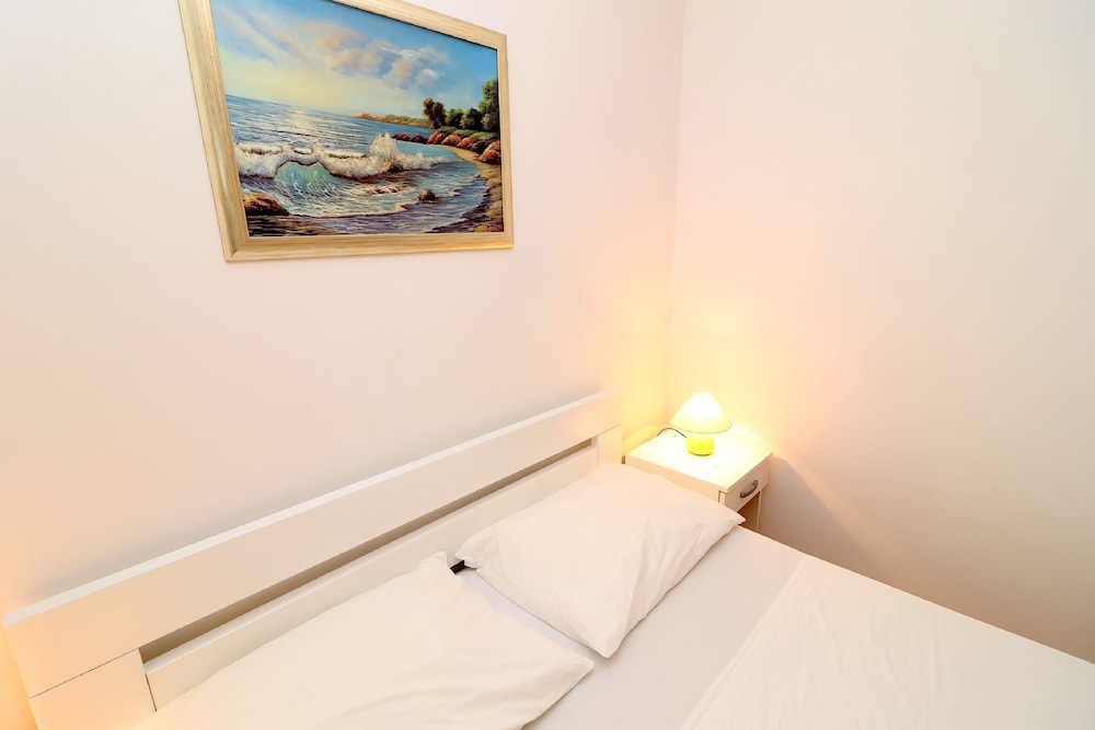 Apartment, 1 Bedroom, Terrace photo 3