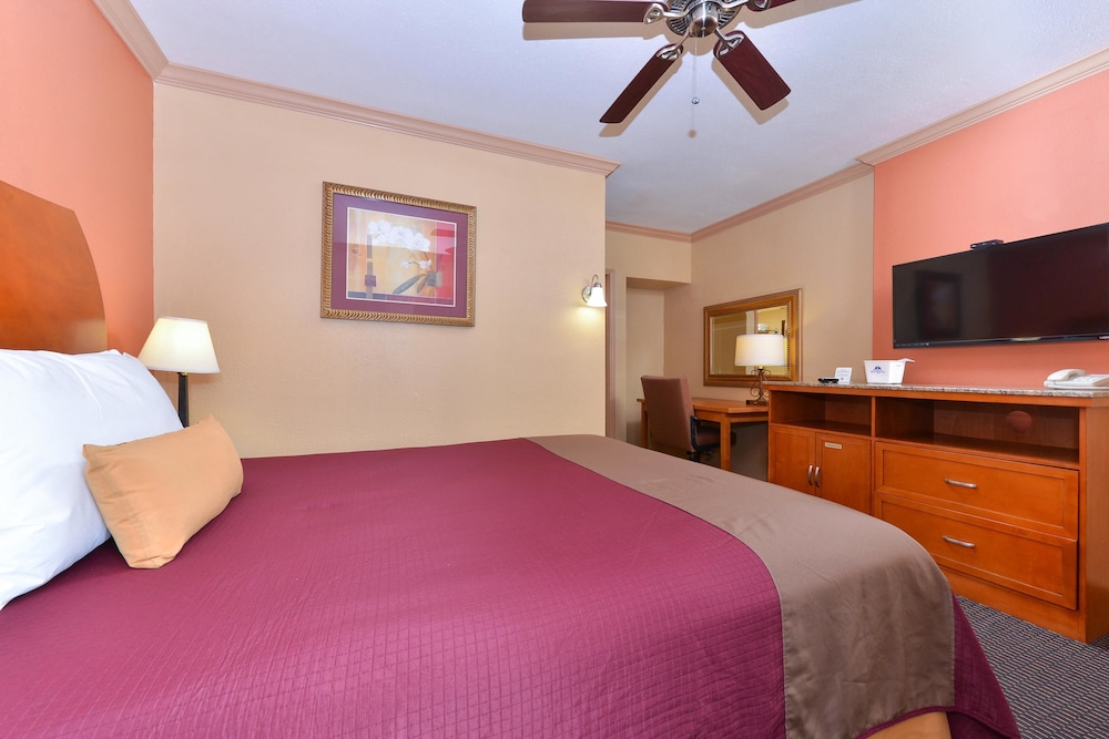 Room, 1 Double Bed, Accessible, Non Smoking photo 2