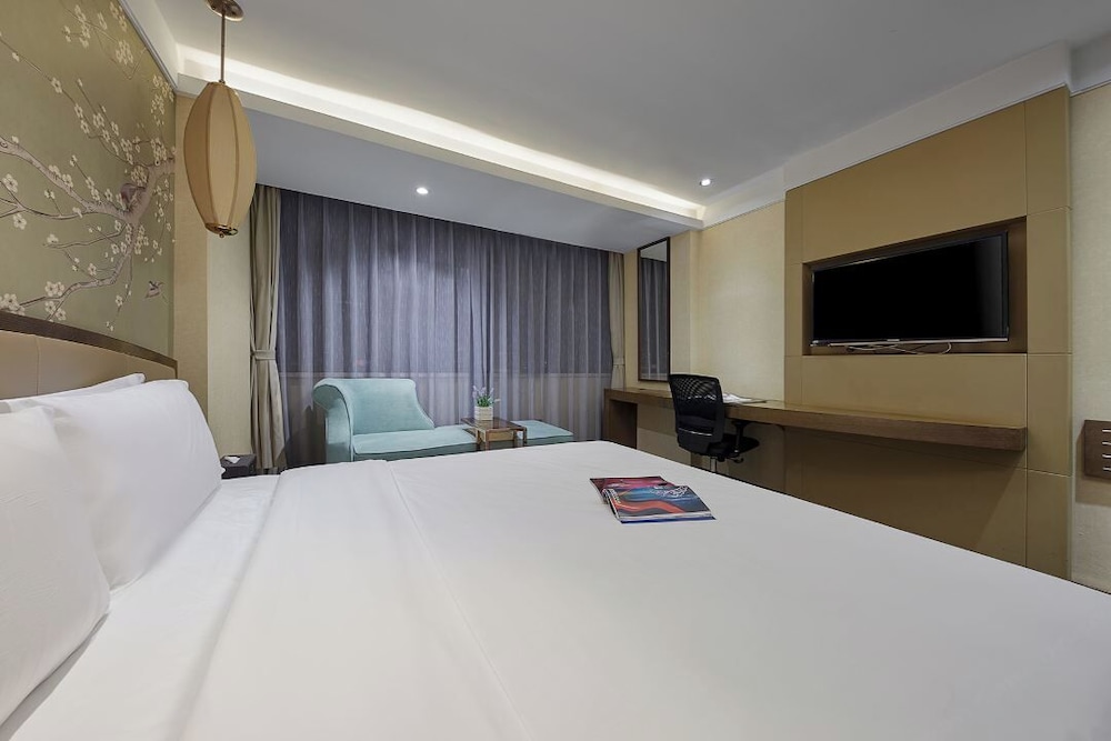 Deluxe Twin Room photo 3