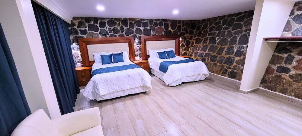 Exclusive Room, 2 Double Beds, Accessible, Ensuite