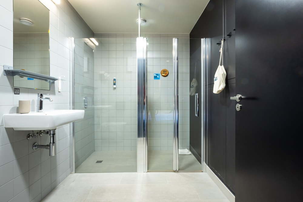 Family Quadruple Room, 1 Bedroom, Balcony photo 2