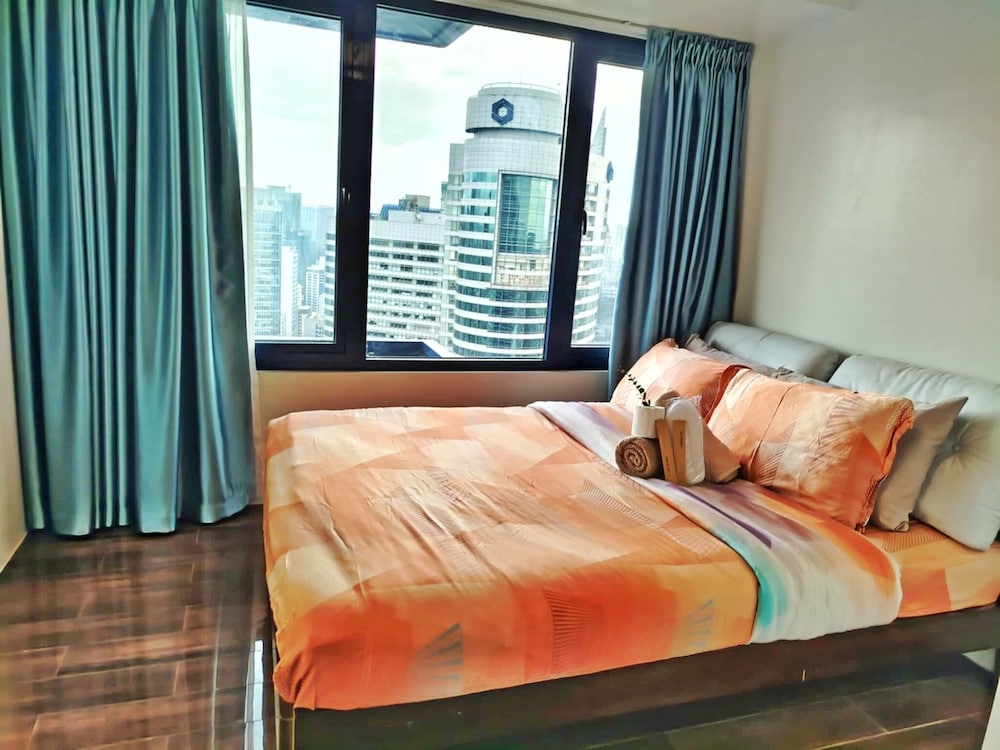 Comfort Condo, Kitchen