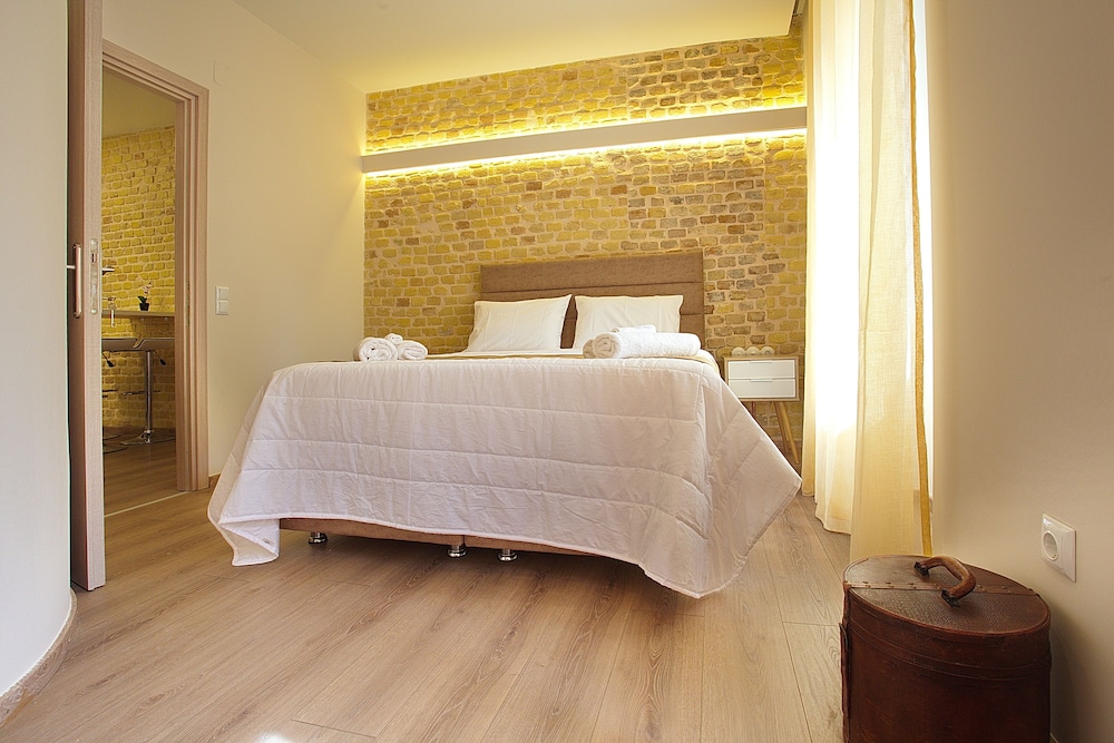 Luxury Apartment, 1 Bedroom, Kitchen, City View