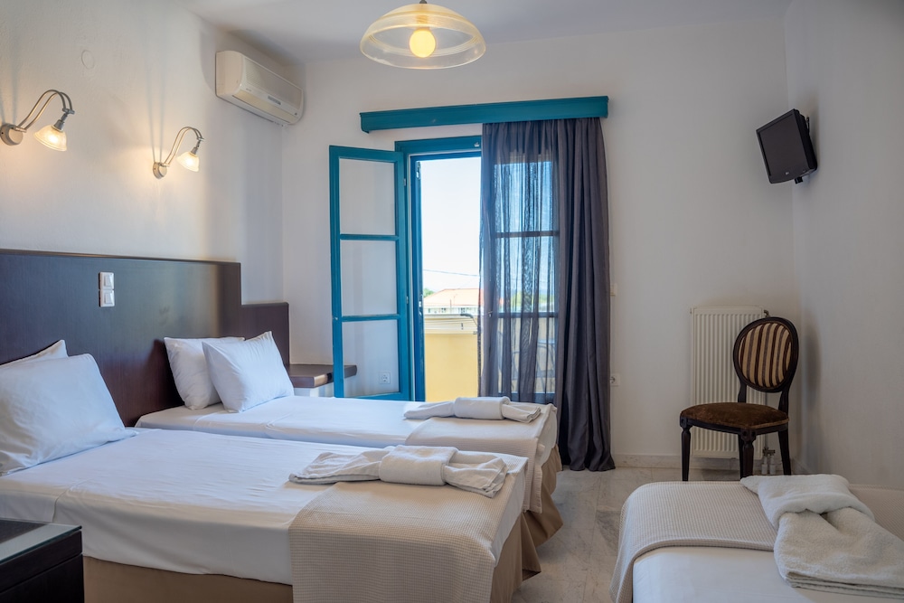 Triple Room, Sea View photo 2