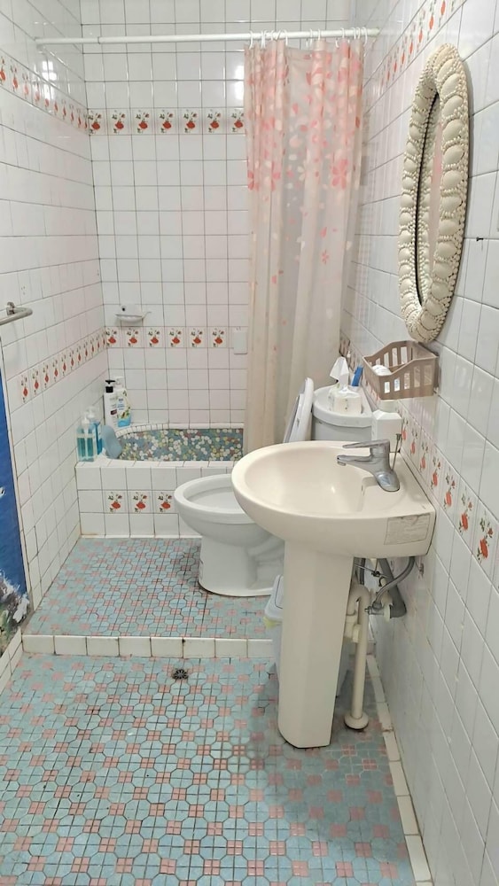 Basic Double Room, Non Smoking photo 2