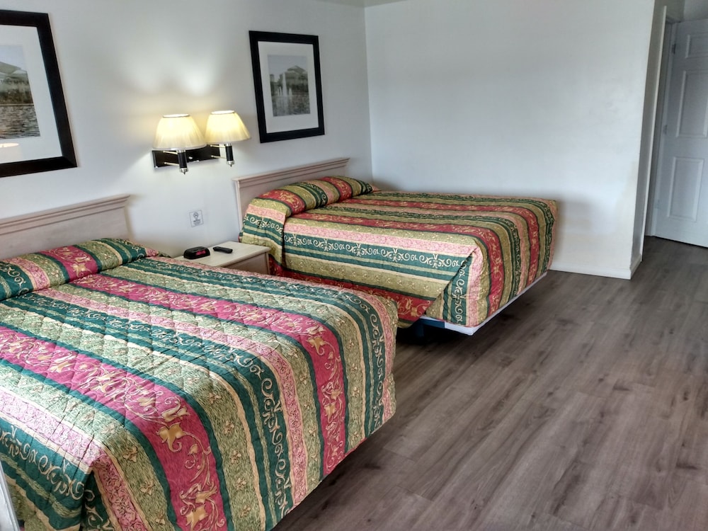 Standard Double Room - Photo 18