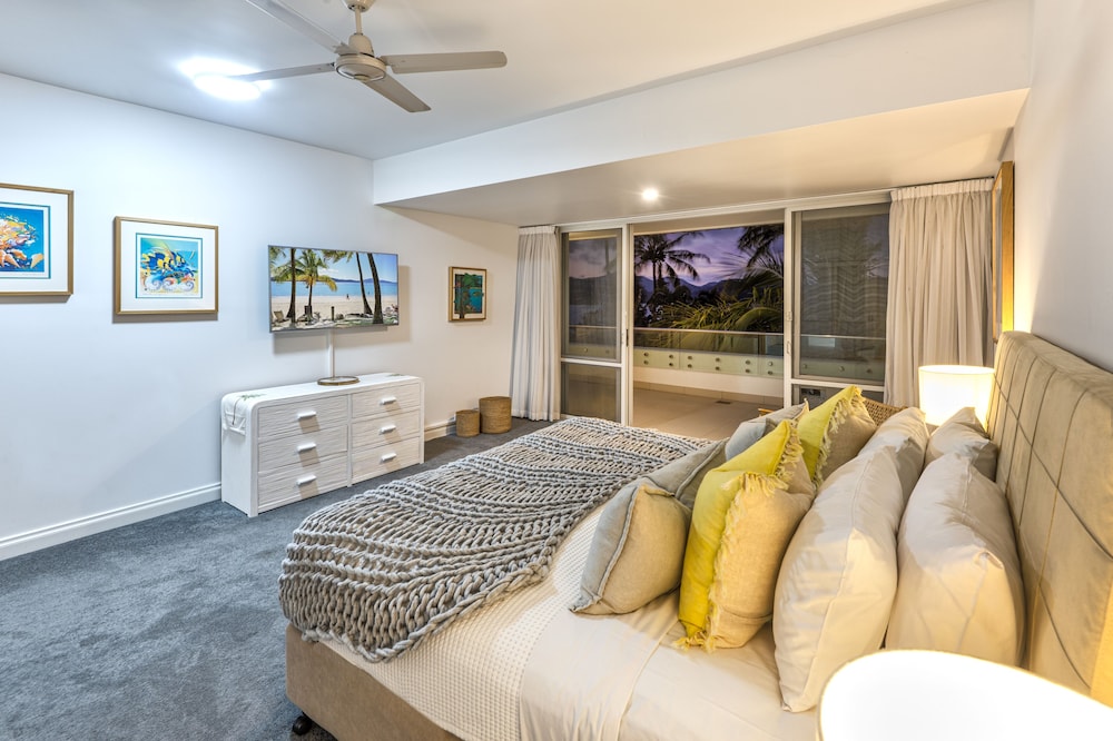 Apartment, 2 Bedrooms, 2 Bathrooms, Ocean View photo 1