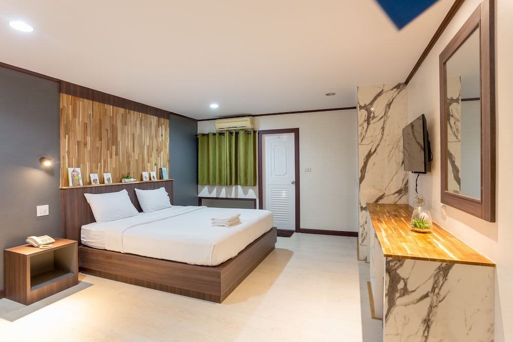 Room, 1 Bedroom, Non Smoking, Refrigerator