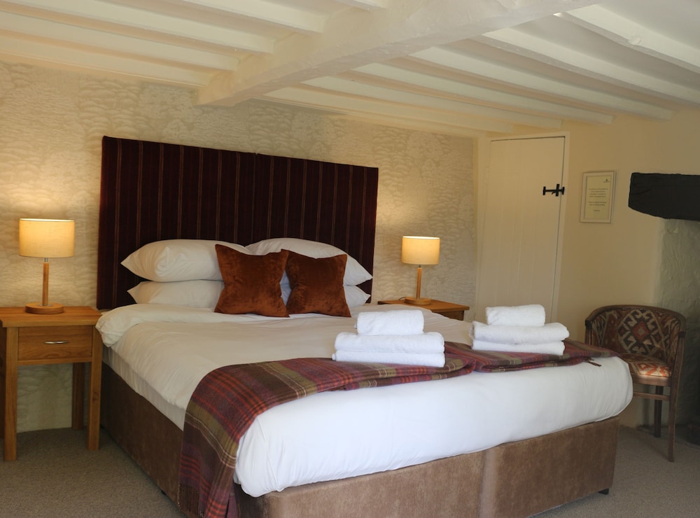 Deluxe Suite, Ensuite photo 2