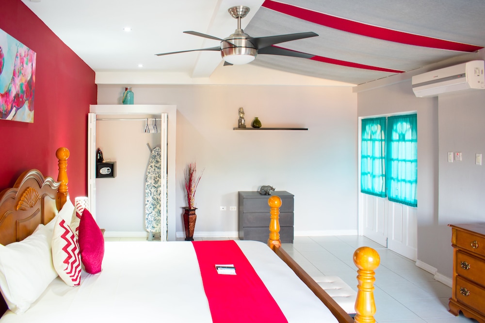 Superior Apartment, 1 King Bed, Kitchen, Corner photo 2