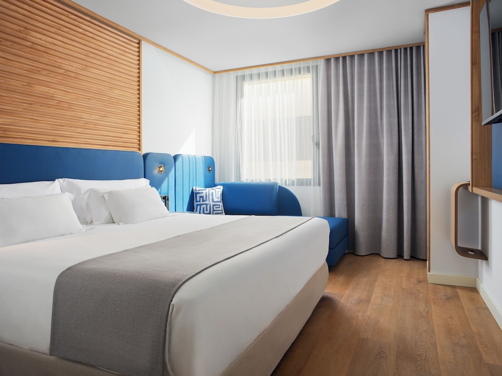 Superior Room (Rambla View) - Photo 1
