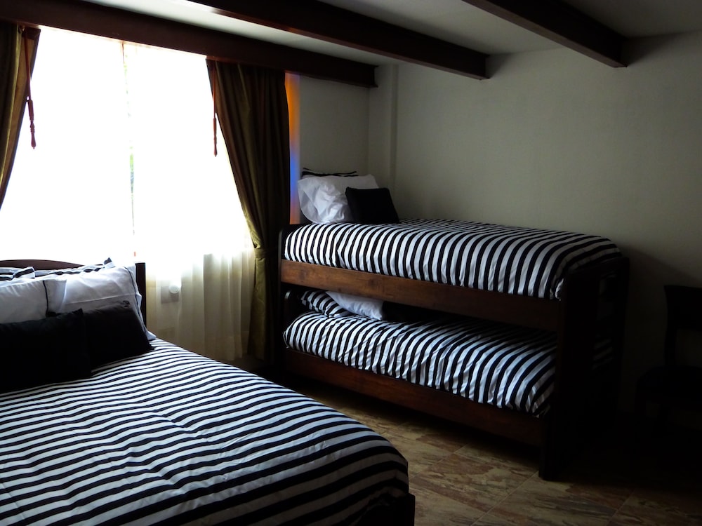 Comfort Quadruple Room, Kitchen photo 3