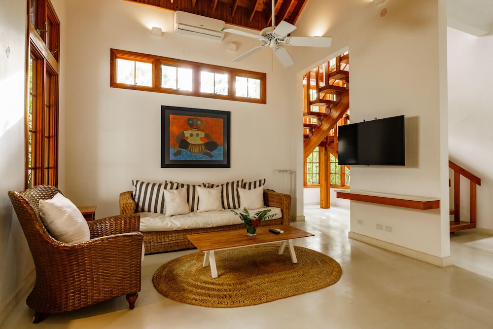 Luxury Villa, 2 Bedrooms, Garden View photo 2