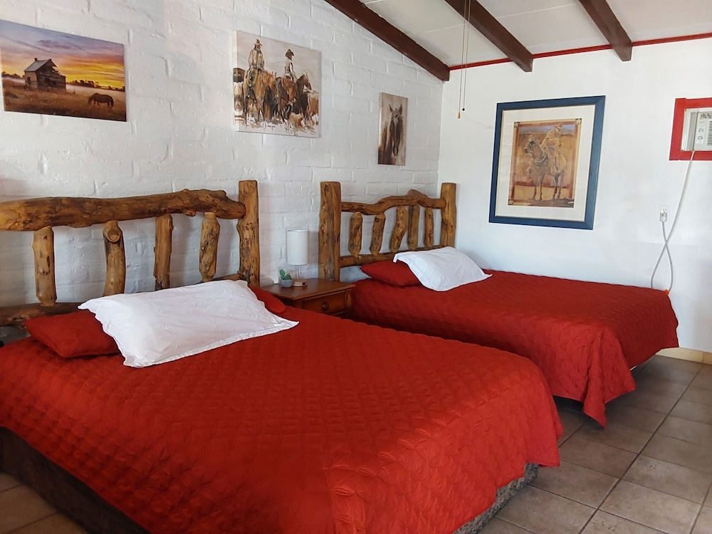 Signature Single Room