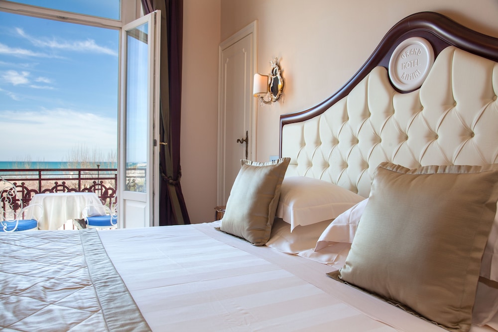 Executive Double or Twin Room - Photo 3