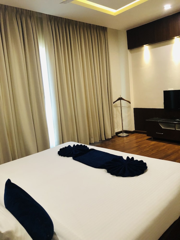 Junior Room, 1 Double Bed, Private Bathroom