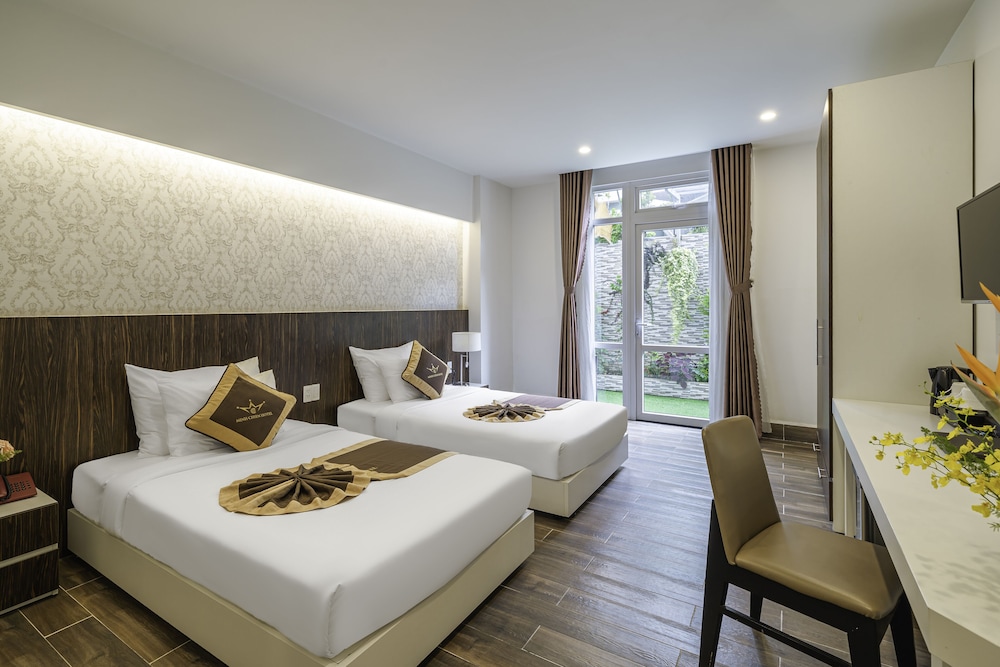 Premium Triple Room - Photo 2