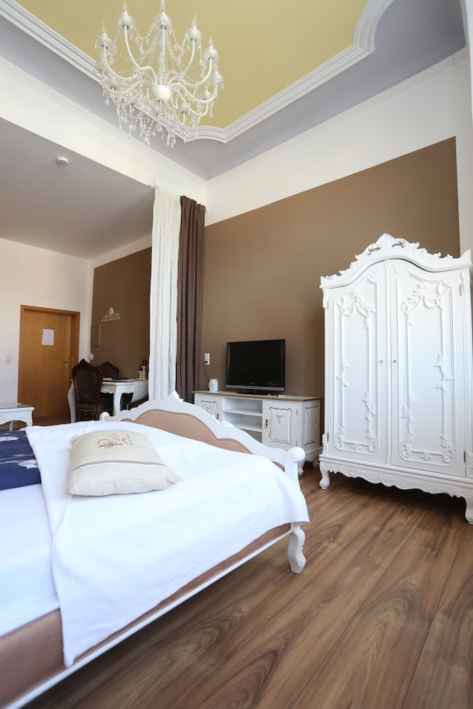 Romantic Apartment, Accessible (Paris) photo 2