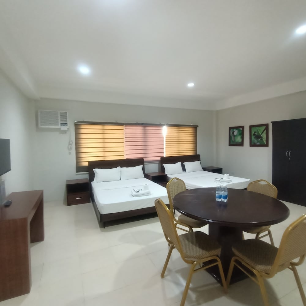 Family Quadruple Room photo 1