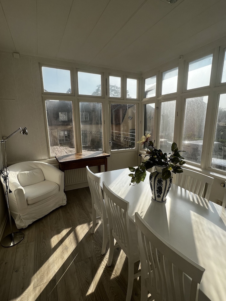 Family Apartment photo 2